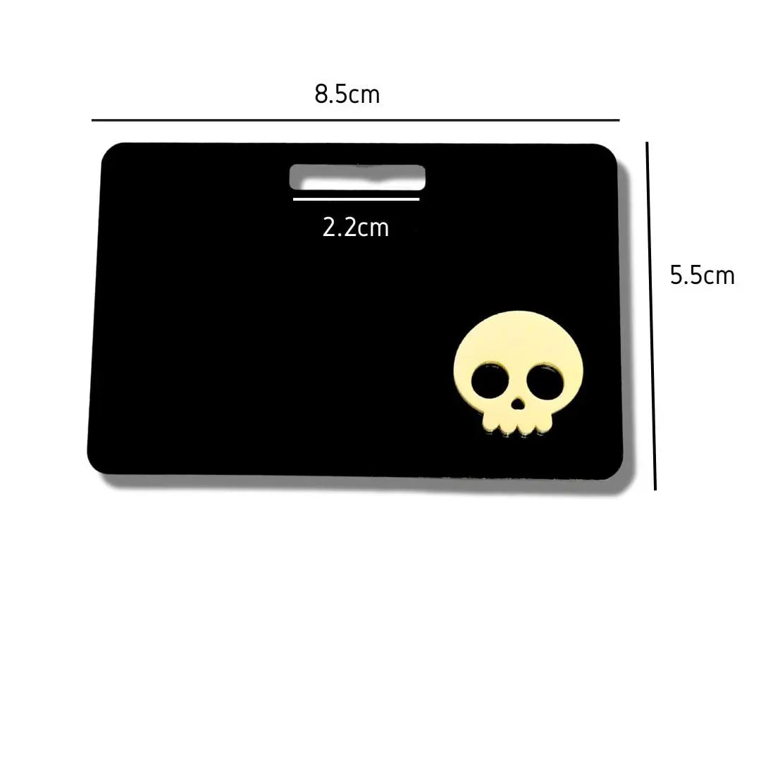 Marker Parker with yellow skull.